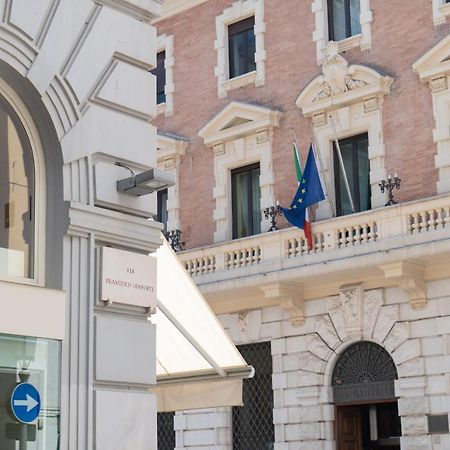 Relais Palazzo Olimpia - Corso Vittorio Emanuele Daire Salerno Dış mekan fotoğraf